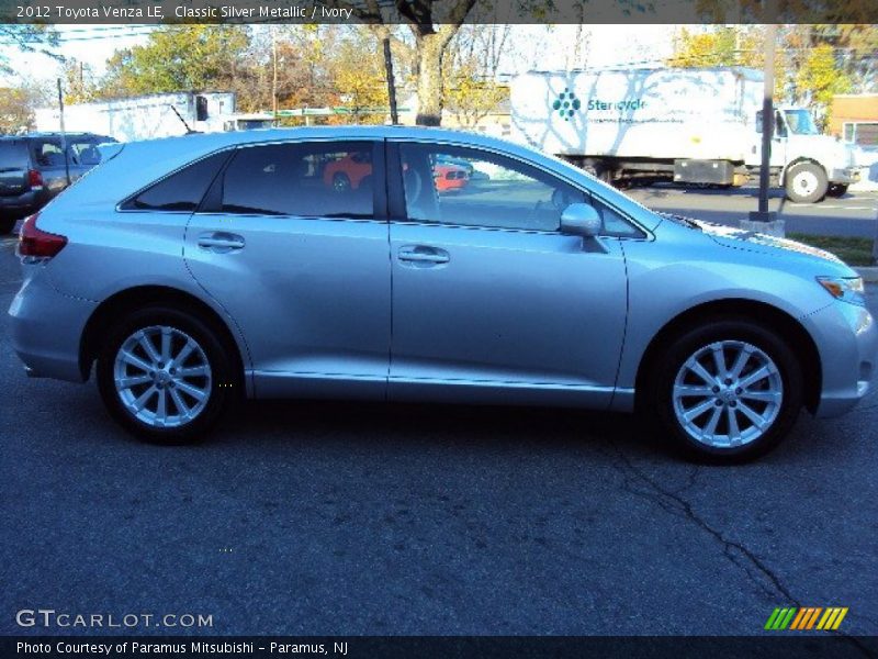 Classic Silver Metallic / Ivory 2012 Toyota Venza LE
