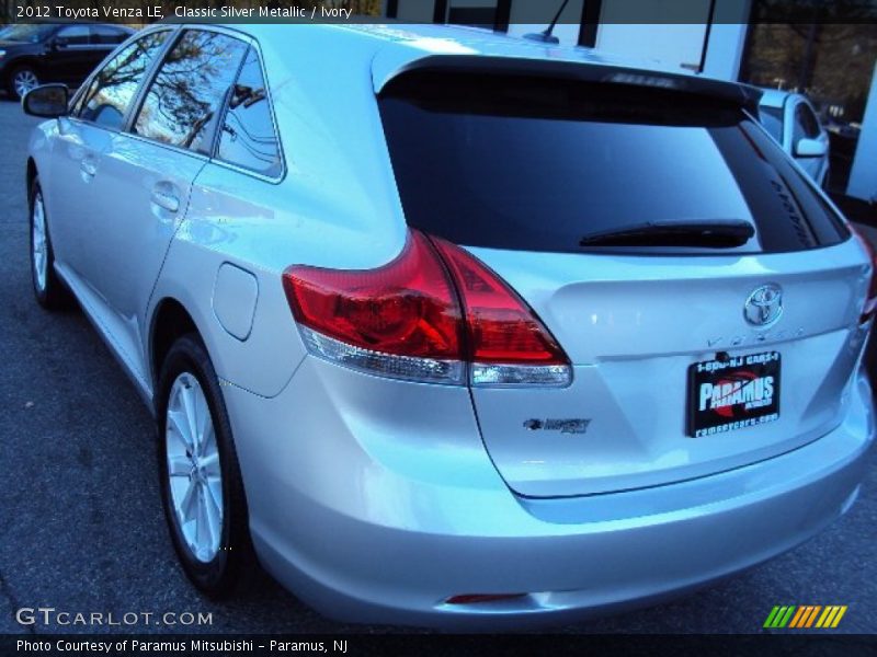 Classic Silver Metallic / Ivory 2012 Toyota Venza LE