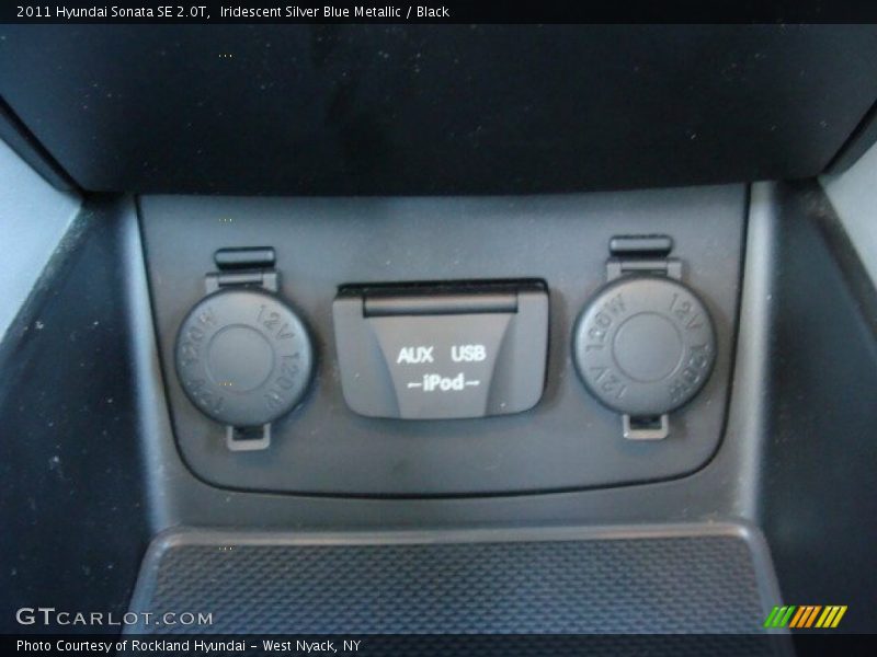 Iridescent Silver Blue Metallic / Black 2011 Hyundai Sonata SE 2.0T