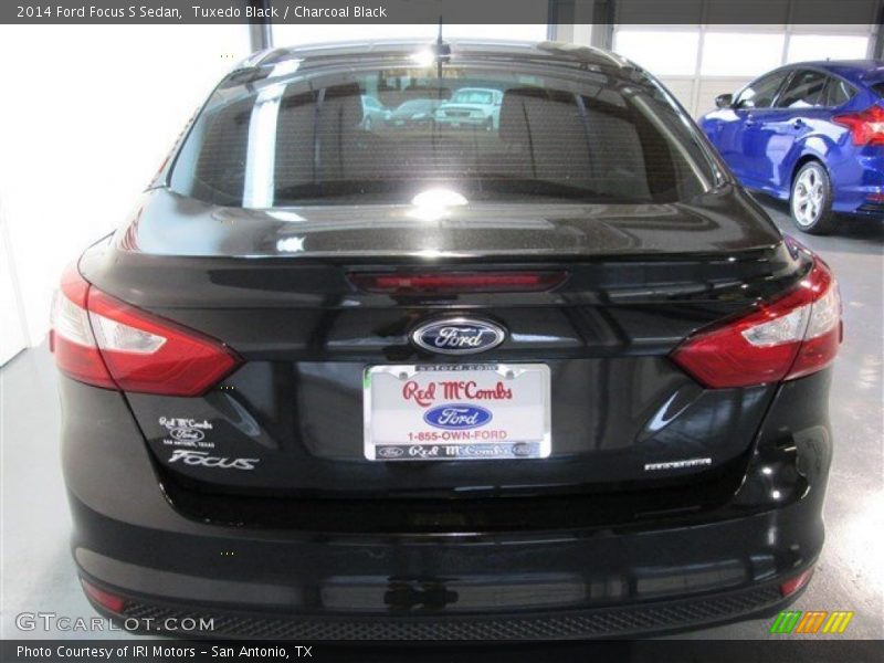 Tuxedo Black / Charcoal Black 2014 Ford Focus S Sedan