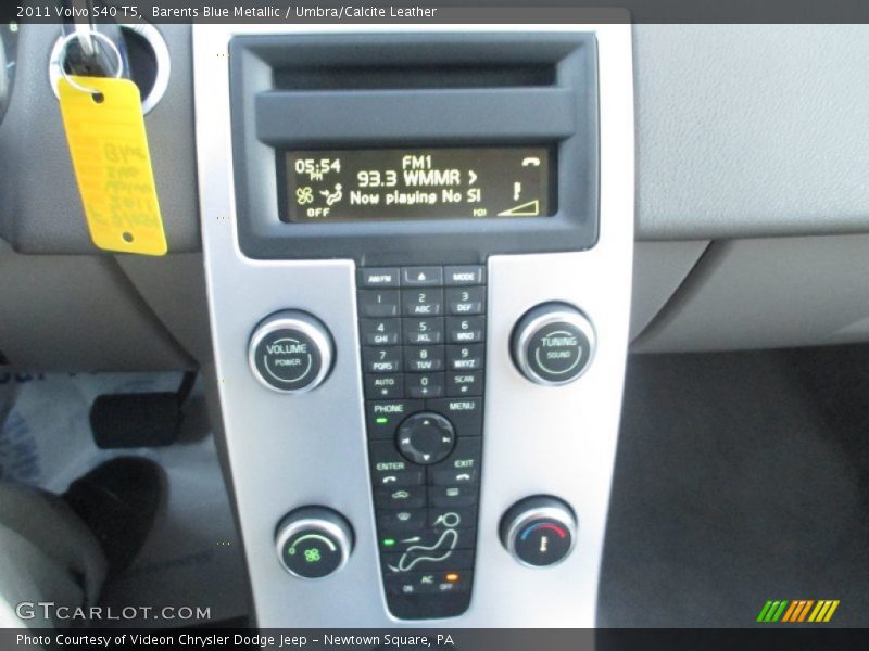 Barents Blue Metallic / Umbra/Calcite Leather 2011 Volvo S40 T5