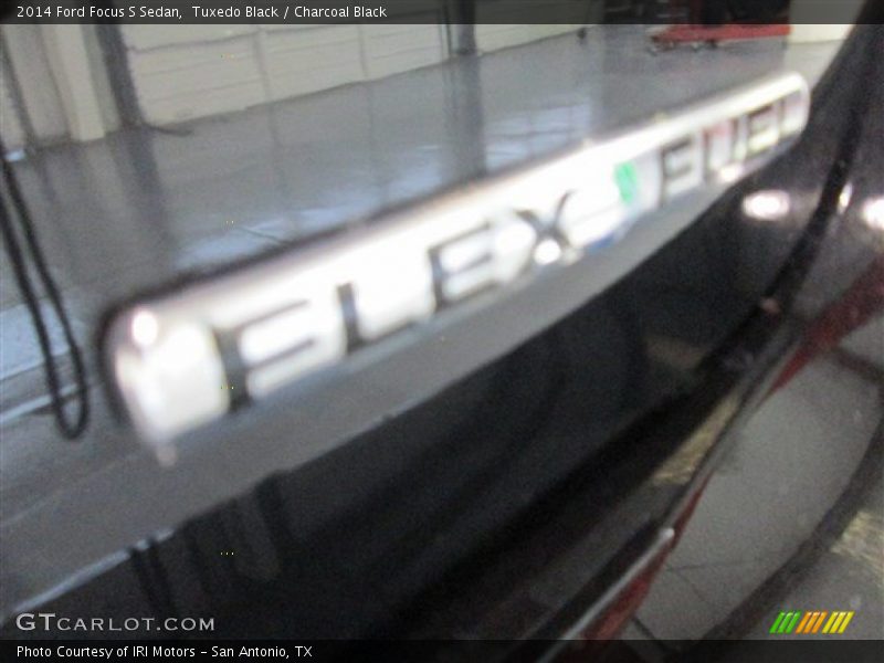 Tuxedo Black / Charcoal Black 2014 Ford Focus S Sedan