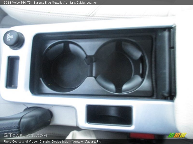 Barents Blue Metallic / Umbra/Calcite Leather 2011 Volvo S40 T5
