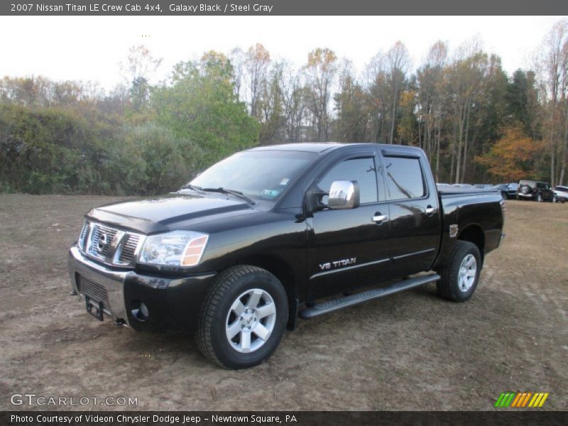 Front 3/4 View of 2007 Titan LE Crew Cab 4x4