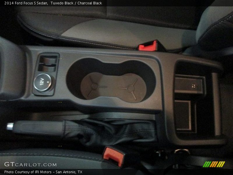 Tuxedo Black / Charcoal Black 2014 Ford Focus S Sedan