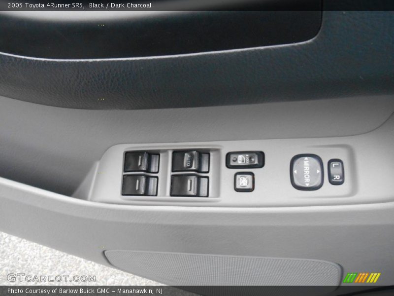 Black / Dark Charcoal 2005 Toyota 4Runner SR5