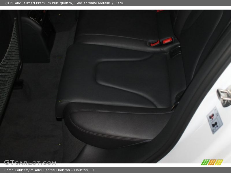 Glacier White Metallic / Black 2015 Audi allroad Premium Plus quattro