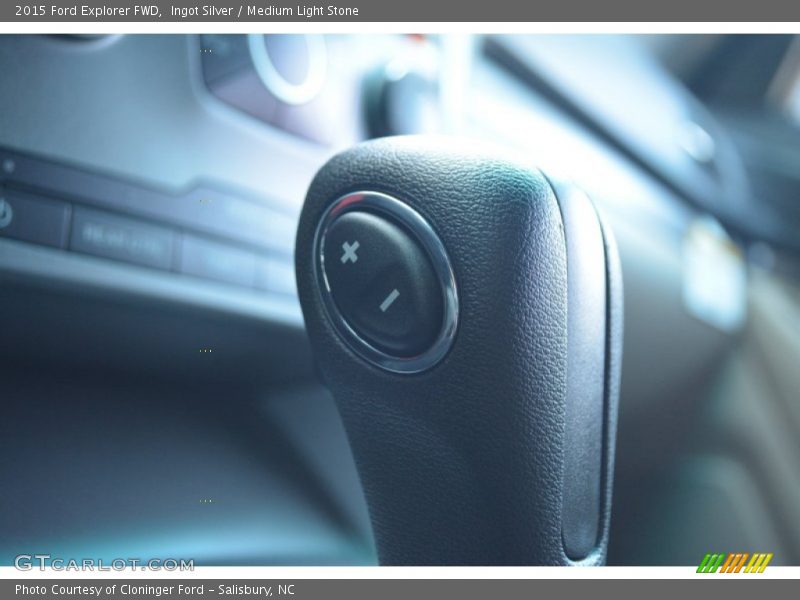 Ingot Silver / Medium Light Stone 2015 Ford Explorer FWD