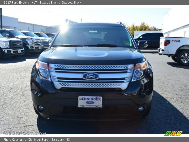 Tuxedo Black / Charcoal Black 2015 Ford Explorer XLT
