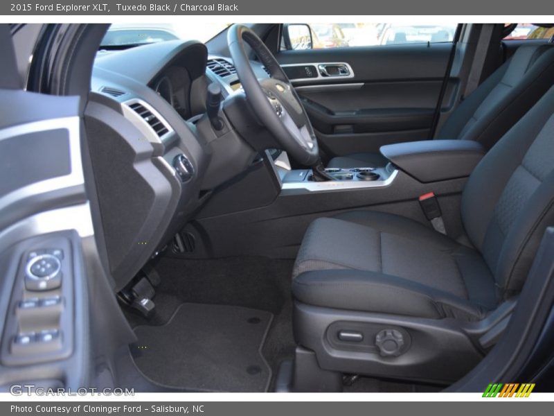 Tuxedo Black / Charcoal Black 2015 Ford Explorer XLT