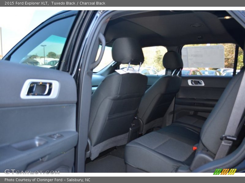 Tuxedo Black / Charcoal Black 2015 Ford Explorer XLT