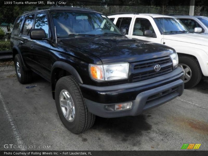 Black / Gray 1999 Toyota 4Runner SR5