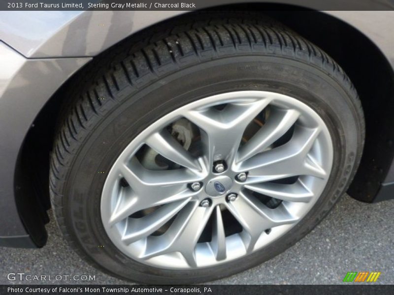 Sterling Gray Metallic / Charcoal Black 2013 Ford Taurus Limited