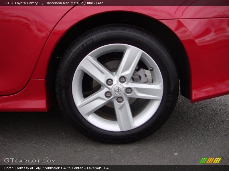 Barcelona Red Metallic / Black/Ash 2014 Toyota Camry SE