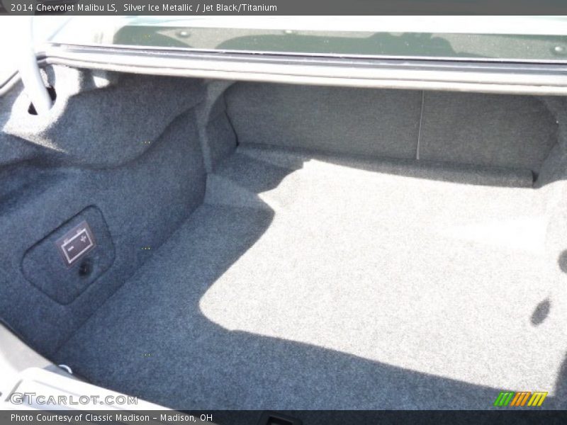 Silver Ice Metallic / Jet Black/Titanium 2014 Chevrolet Malibu LS