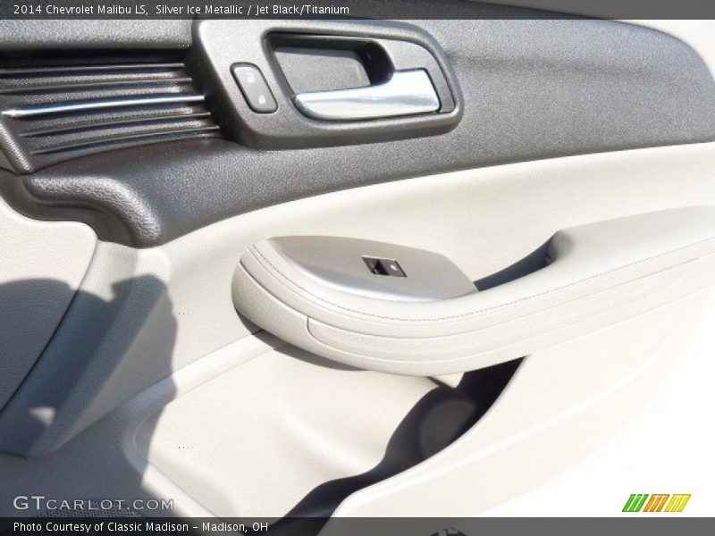 Silver Ice Metallic / Jet Black/Titanium 2014 Chevrolet Malibu LS