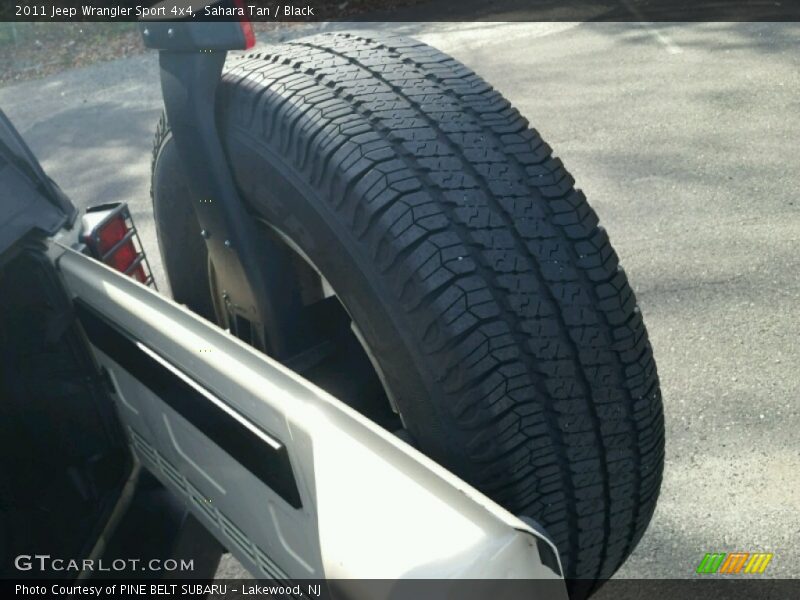 Sahara Tan / Black 2011 Jeep Wrangler Sport 4x4