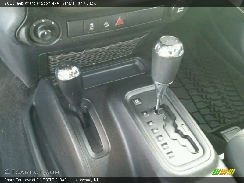 Sahara Tan / Black 2011 Jeep Wrangler Sport 4x4