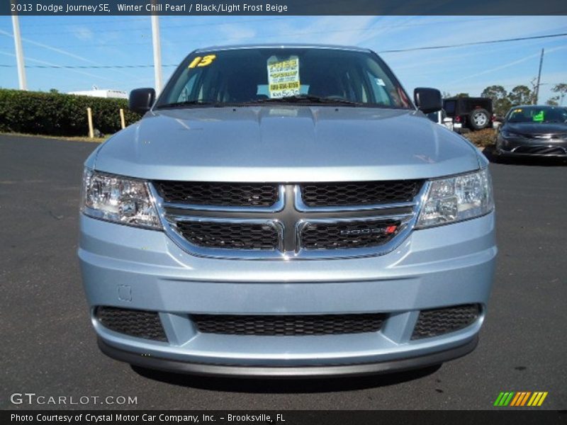 Winter Chill Pearl / Black/Light Frost Beige 2013 Dodge Journey SE