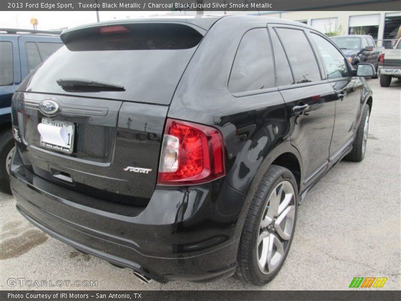 Tuxedo Black Metallic / Charcoal Black/Liquid Silver Smoke Metallic 2013 Ford Edge Sport