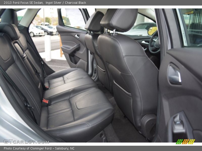 Ingot Silver / Charcoal Black 2013 Ford Focus SE Sedan