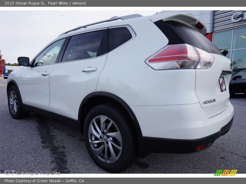 Pearl White / Almond 2015 Nissan Rogue SL