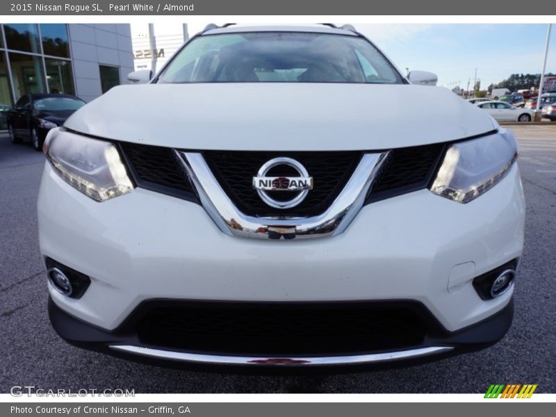 Pearl White / Almond 2015 Nissan Rogue SL