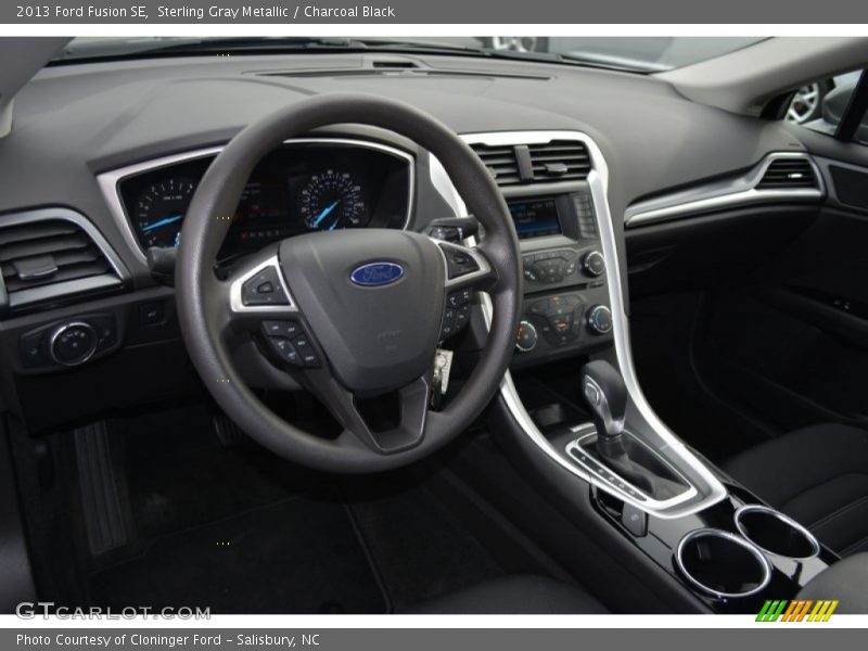 Sterling Gray Metallic / Charcoal Black 2013 Ford Fusion SE