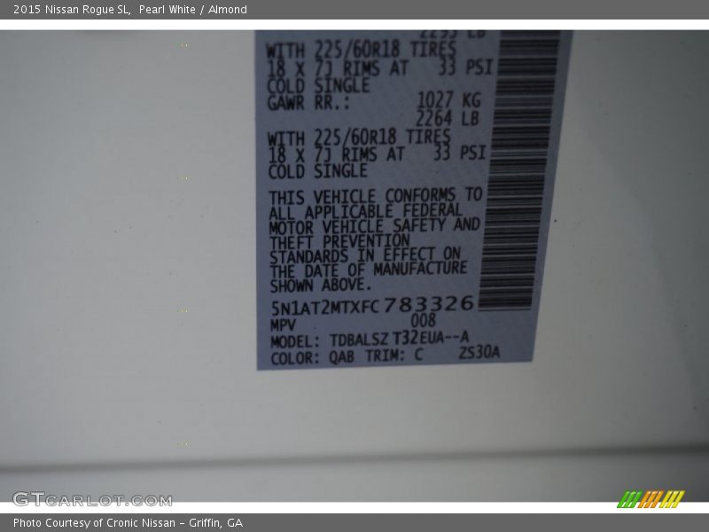 Pearl White / Almond 2015 Nissan Rogue SL