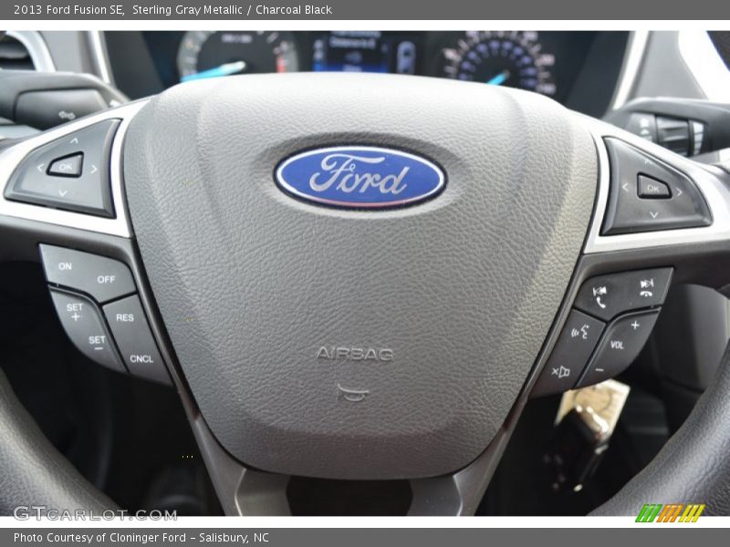 Sterling Gray Metallic / Charcoal Black 2013 Ford Fusion SE