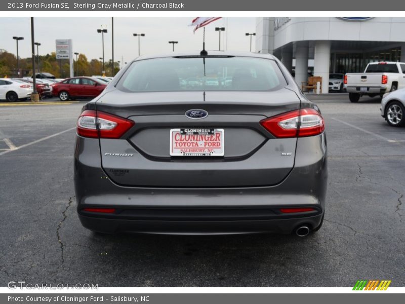 Sterling Gray Metallic / Charcoal Black 2013 Ford Fusion SE
