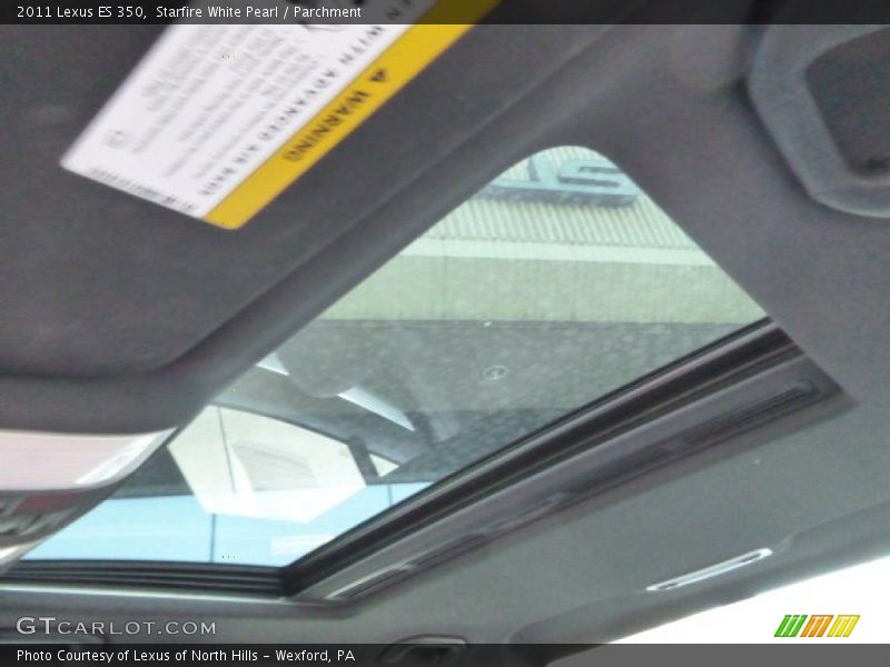 Starfire White Pearl / Parchment 2011 Lexus ES 350