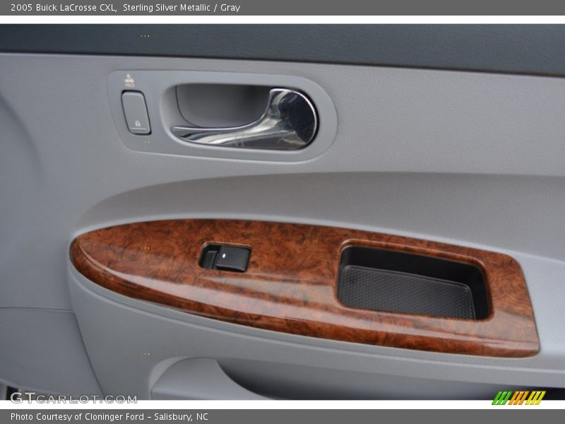 Sterling Silver Metallic / Gray 2005 Buick LaCrosse CXL