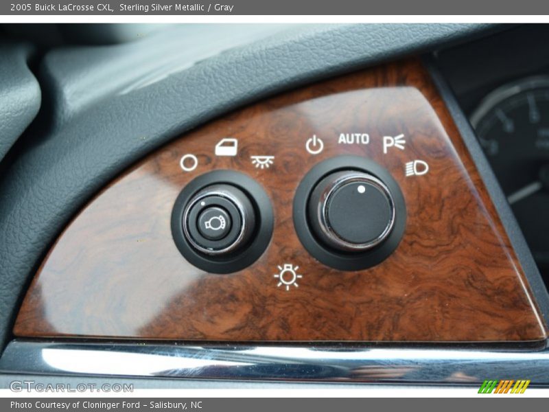 Sterling Silver Metallic / Gray 2005 Buick LaCrosse CXL