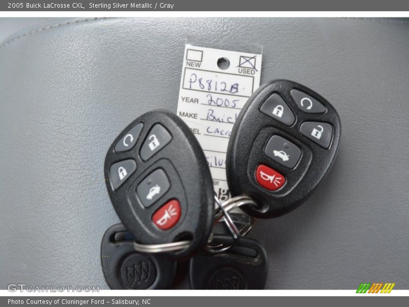 Sterling Silver Metallic / Gray 2005 Buick LaCrosse CXL