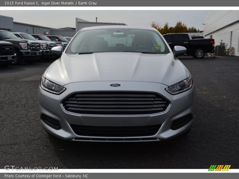 Ingot Silver Metallic / Earth Gray 2015 Ford Fusion S