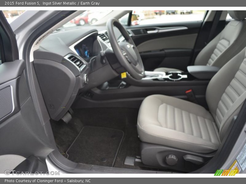 Ingot Silver Metallic / Earth Gray 2015 Ford Fusion S