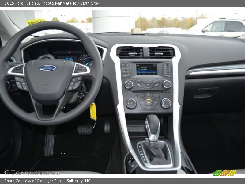 Ingot Silver Metallic / Earth Gray 2015 Ford Fusion S