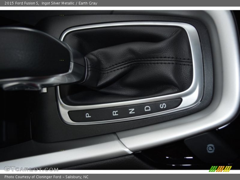 Ingot Silver Metallic / Earth Gray 2015 Ford Fusion S