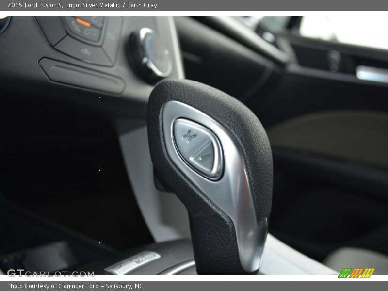 Ingot Silver Metallic / Earth Gray 2015 Ford Fusion S