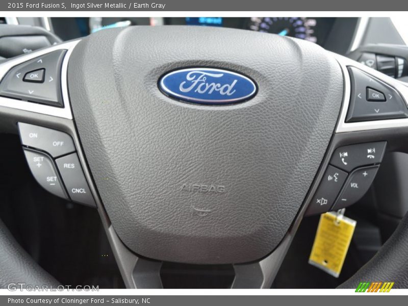 Ingot Silver Metallic / Earth Gray 2015 Ford Fusion S