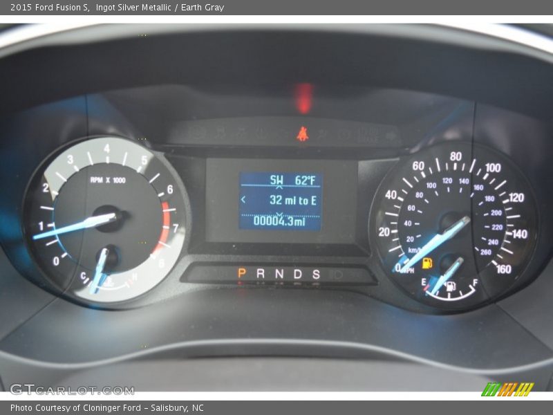 Ingot Silver Metallic / Earth Gray 2015 Ford Fusion S