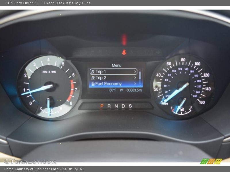 Tuxedo Black Metallic / Dune 2015 Ford Fusion SE