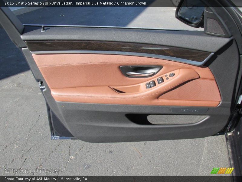 Door Panel of 2015 5 Series 528i xDrive Sedan