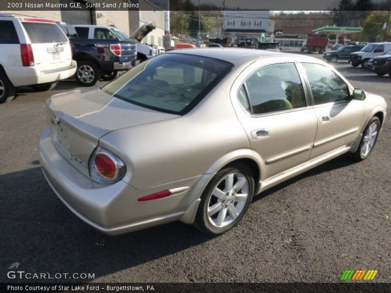 Sunlit Sand / Blond 2003 Nissan Maxima GLE