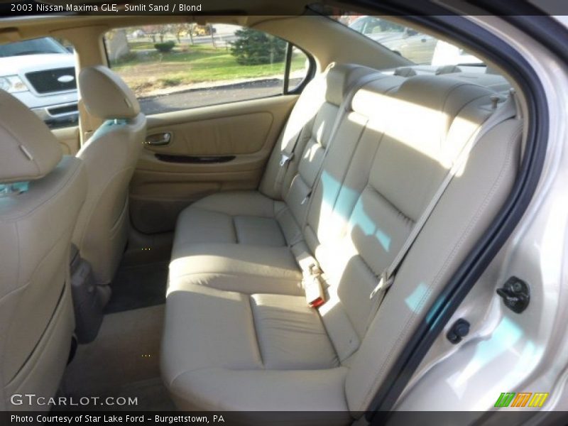 Sunlit Sand / Blond 2003 Nissan Maxima GLE