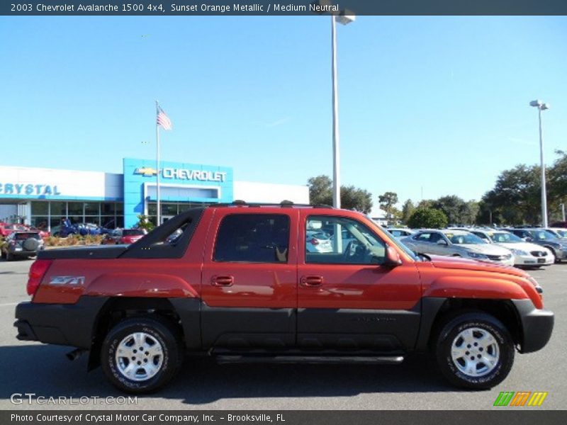 Sunset Orange Metallic / Medium Neutral 2003 Chevrolet Avalanche 1500 4x4