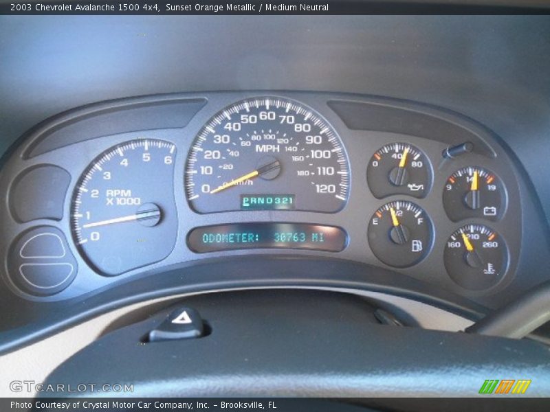 Sunset Orange Metallic / Medium Neutral 2003 Chevrolet Avalanche 1500 4x4