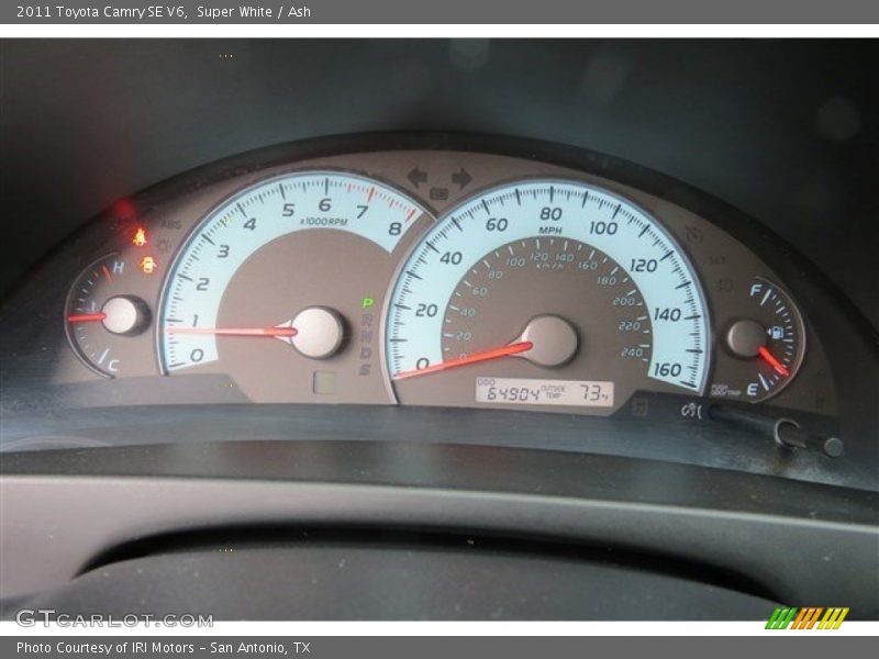 Super White / Ash 2011 Toyota Camry SE V6