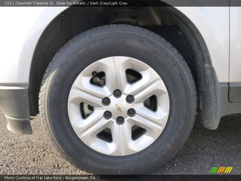 Silver Ice Metallic / Dark Gray/Light Gray 2011 Chevrolet Traverse LS